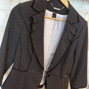White House|Black Market Women’s Blazer